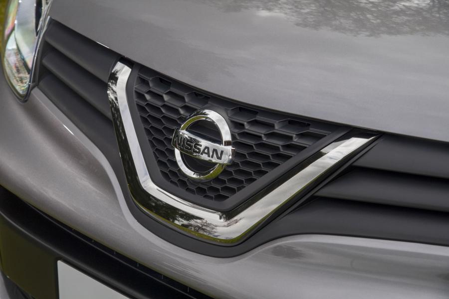 Детали экстерьера Nissan NV250 L2 Van 2019 года  (EU) (фото 11 из 39)